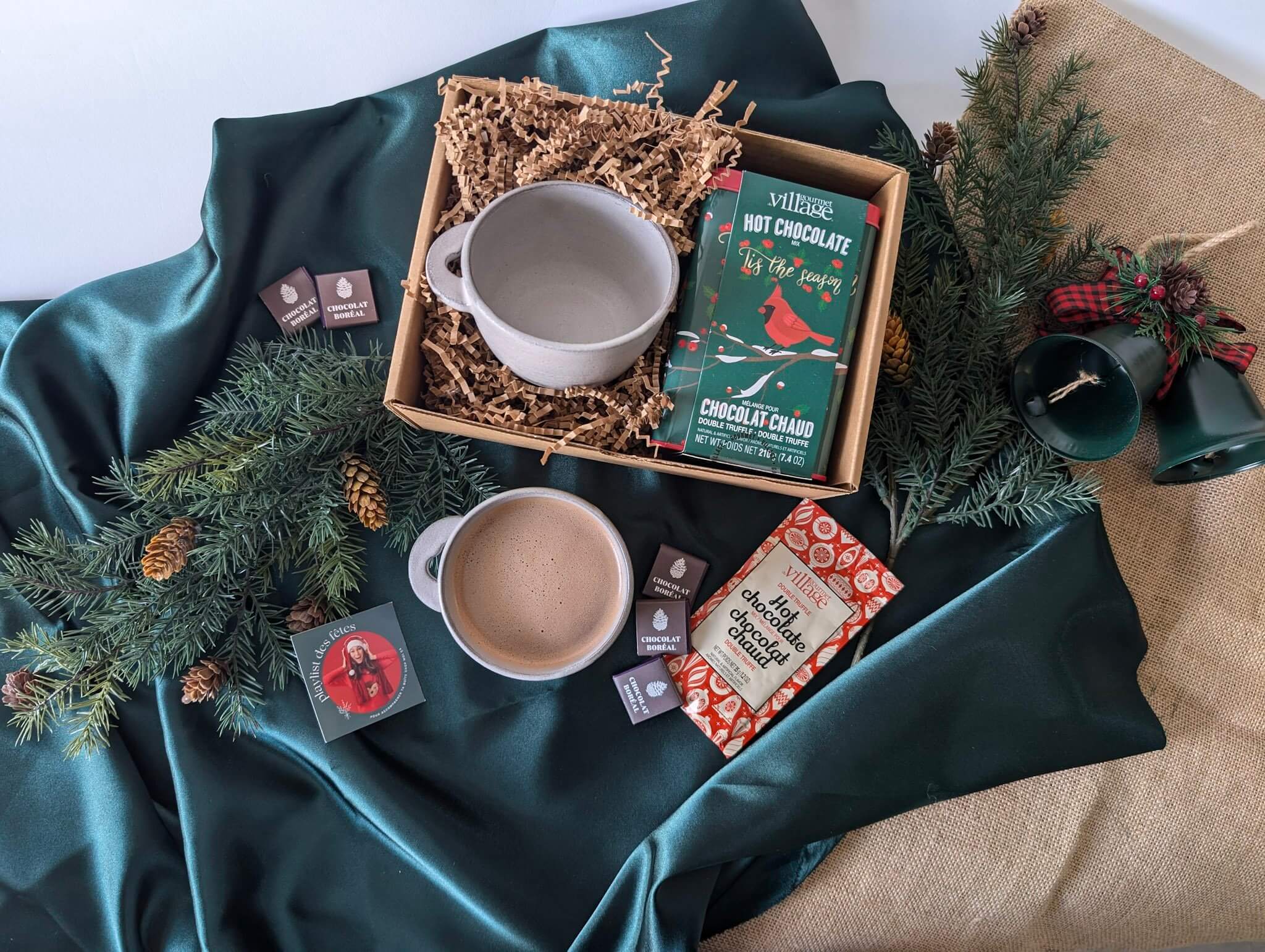 boite cadeau tasse et chocolat chaud quebec