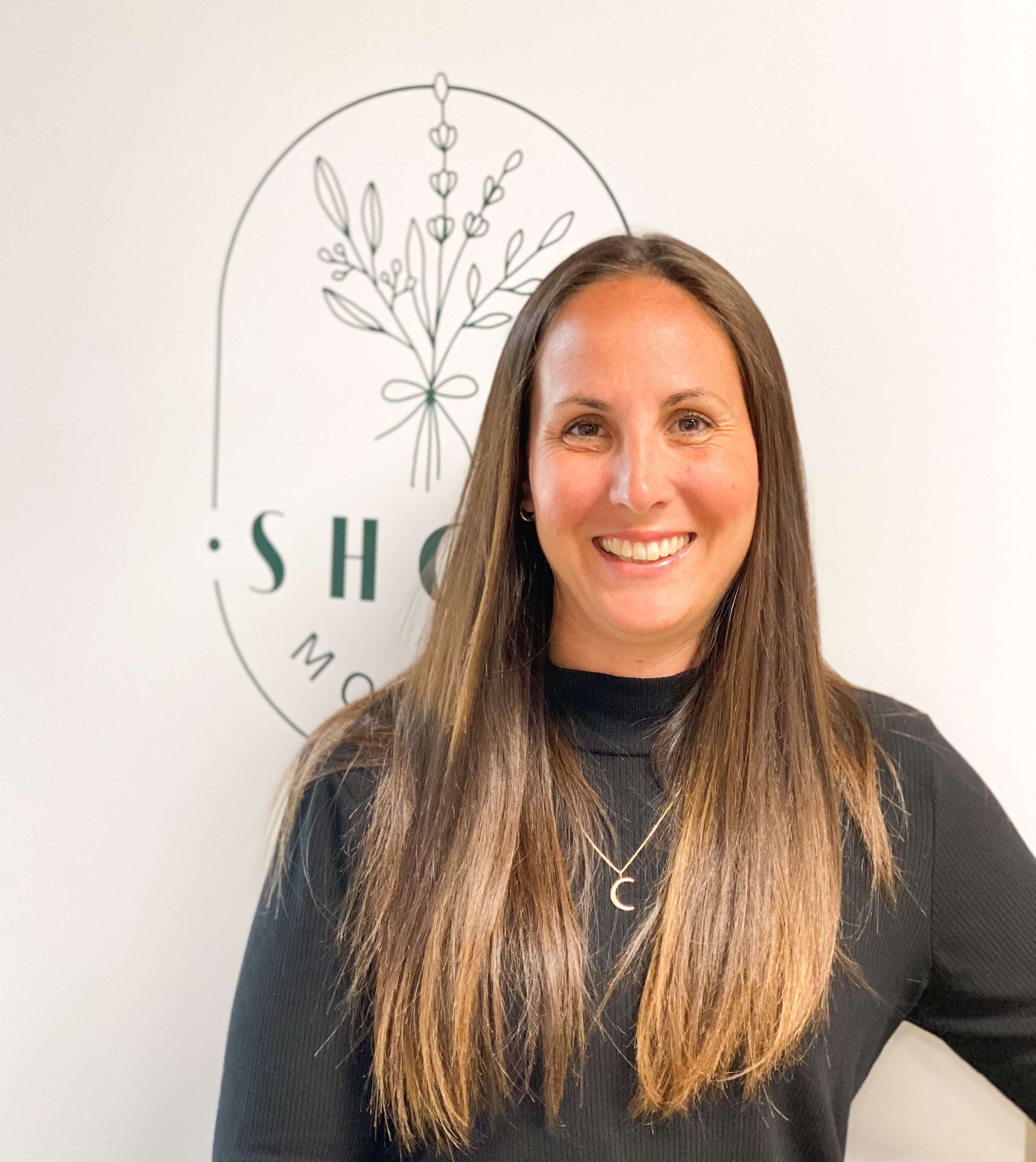 Claudia, notre cœur sur deux pattes et « ajouteuse » de magie officielle dans vos commandes.