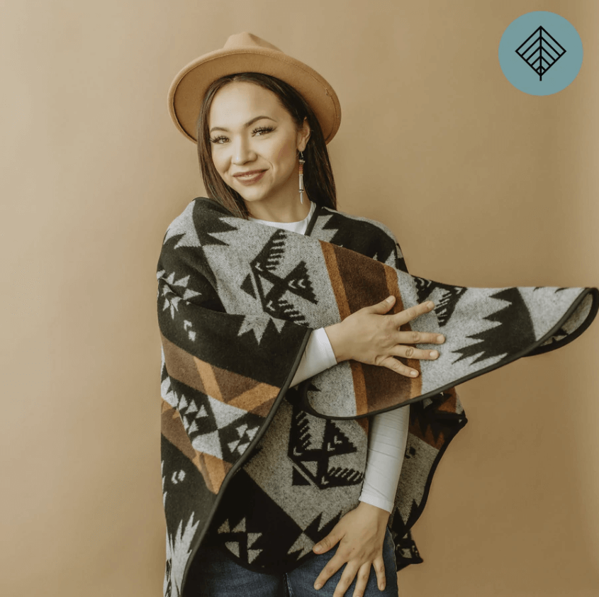 Châle écoresponsable réversible Thunderbird de MINI TIPI